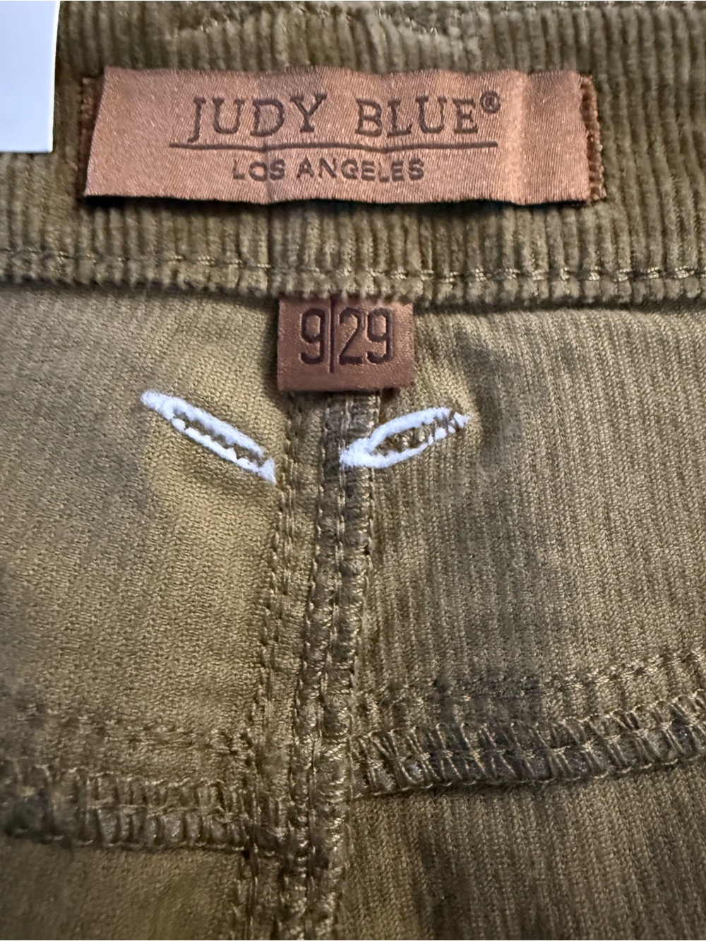 Judy Blue High Waist Olive Corduroy Retro Wide Leg Jeans Size 9/29 - Picture 14 of 16